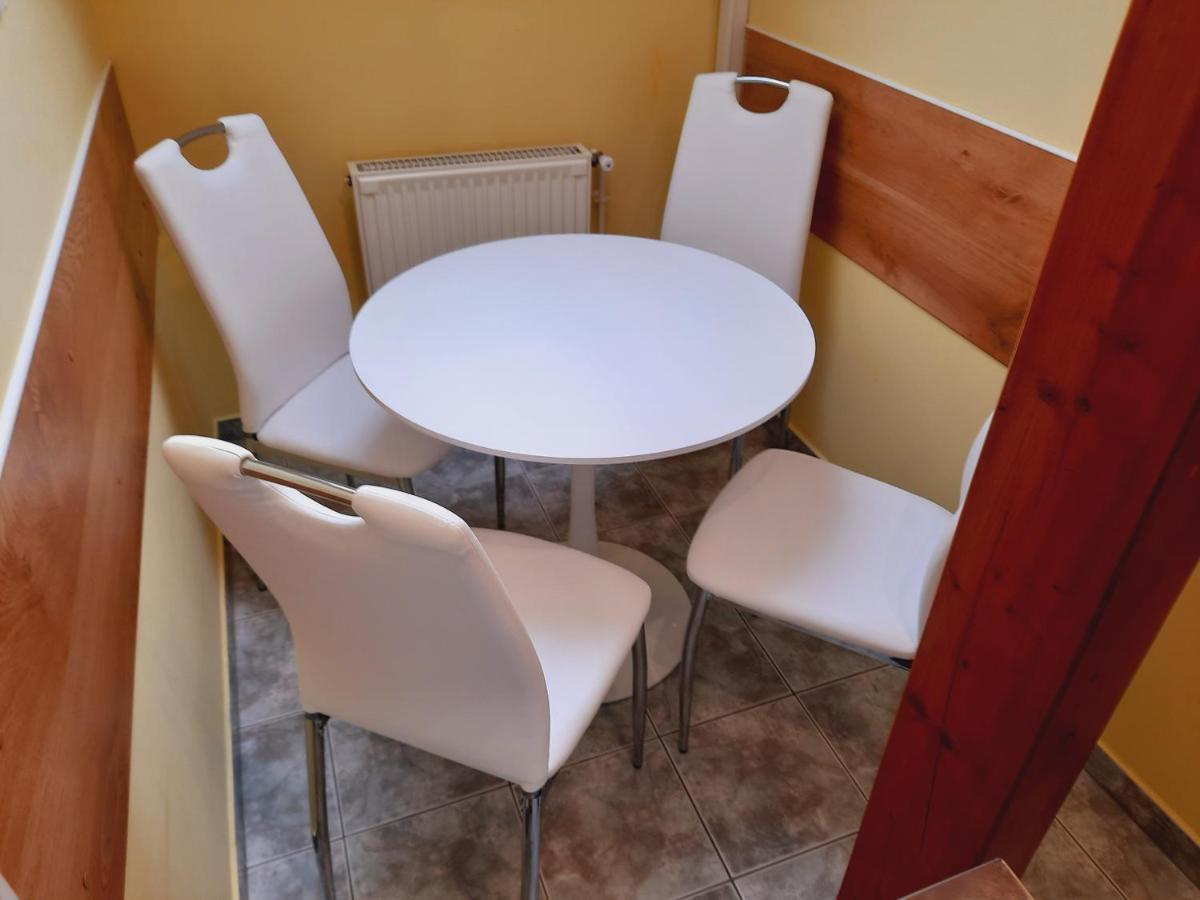 Apartmanhaz King Heviz Luaran gambar