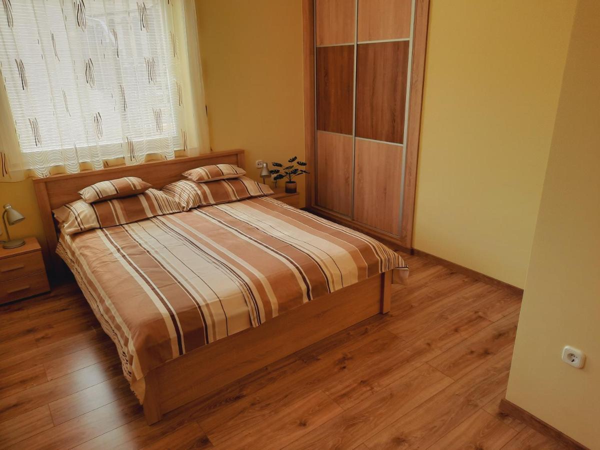 Apartmanhaz King Heviz Luaran gambar