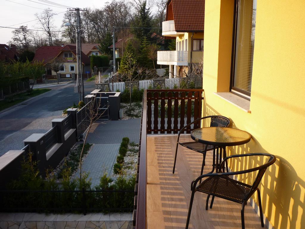 Apartmanhaz King Heviz Luaran gambar